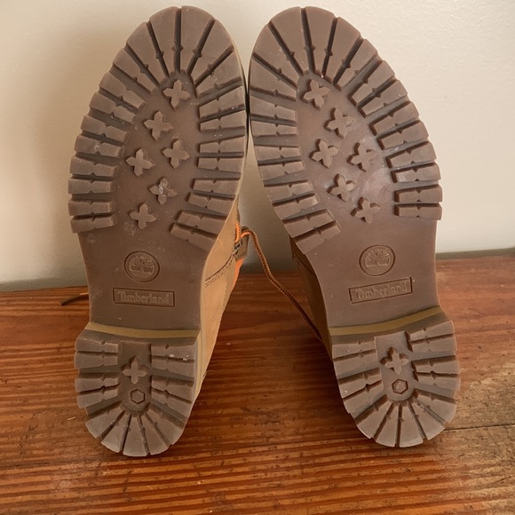 Timberland women’s waterproof boots. - Picture 6 of 6